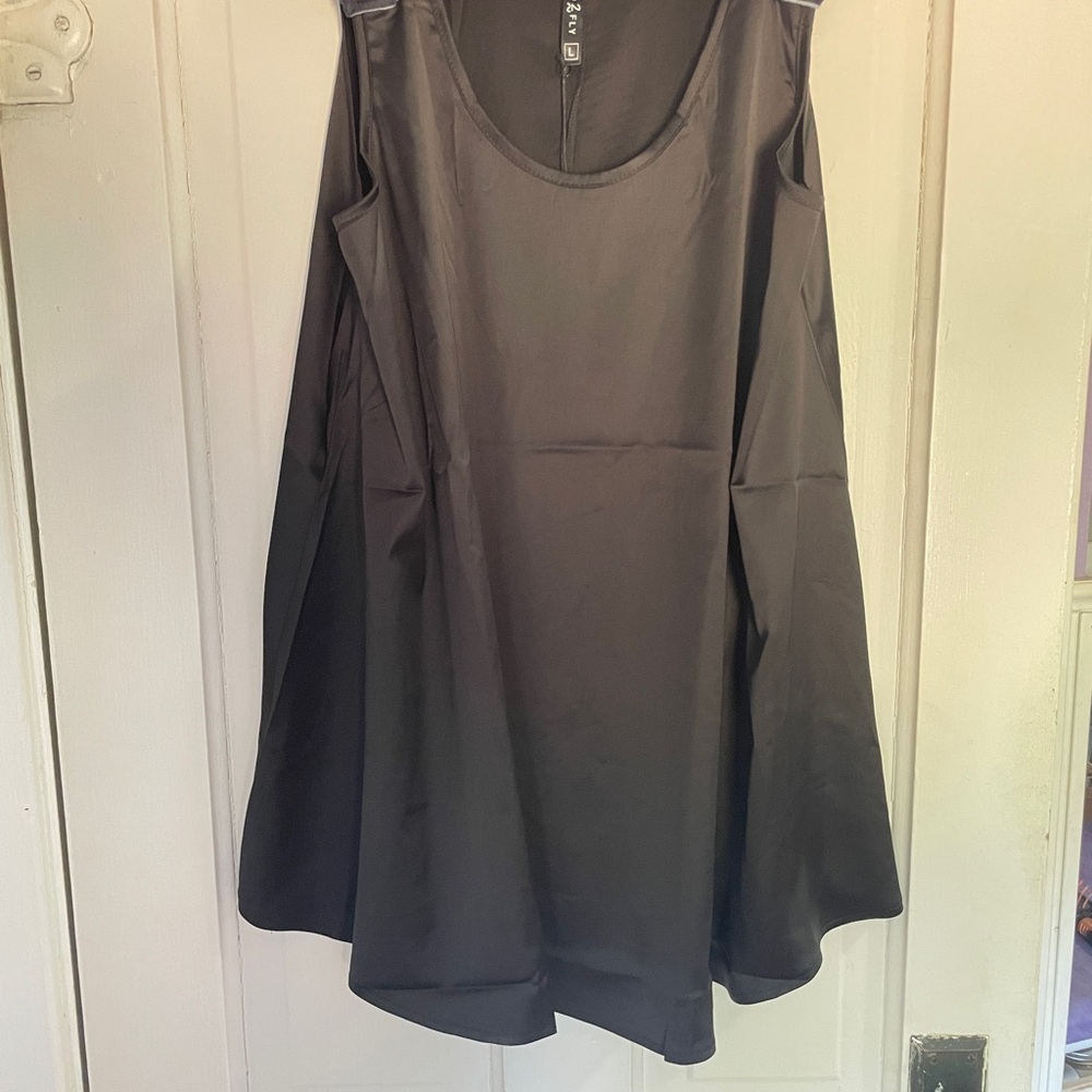 Black Tank